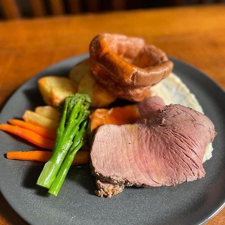 The Black Horse Inn Settle Esterno foto