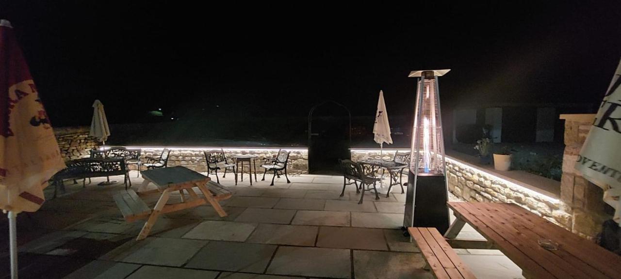 The Black Horse Inn Settle Esterno foto